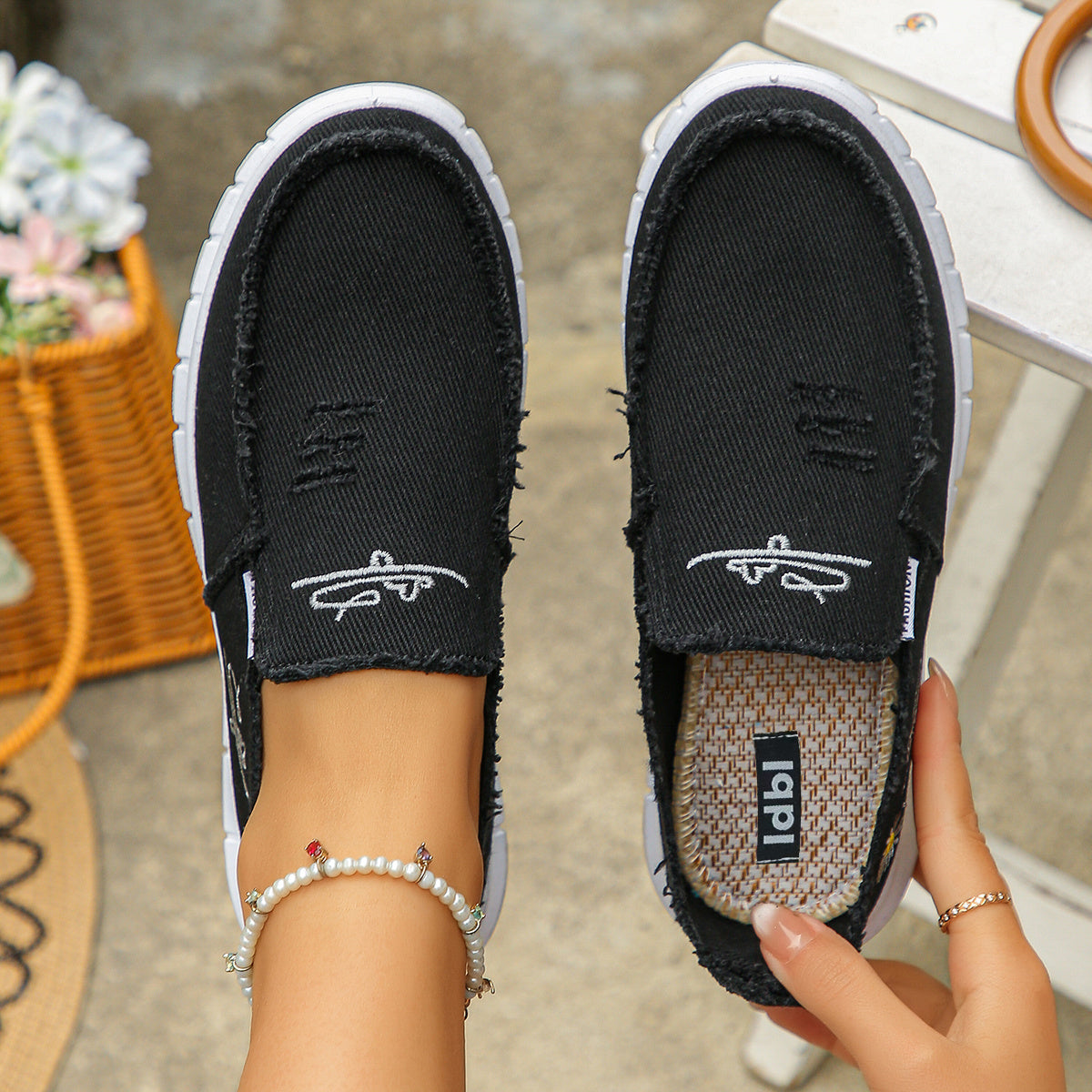 Lightweight Sneakers Women