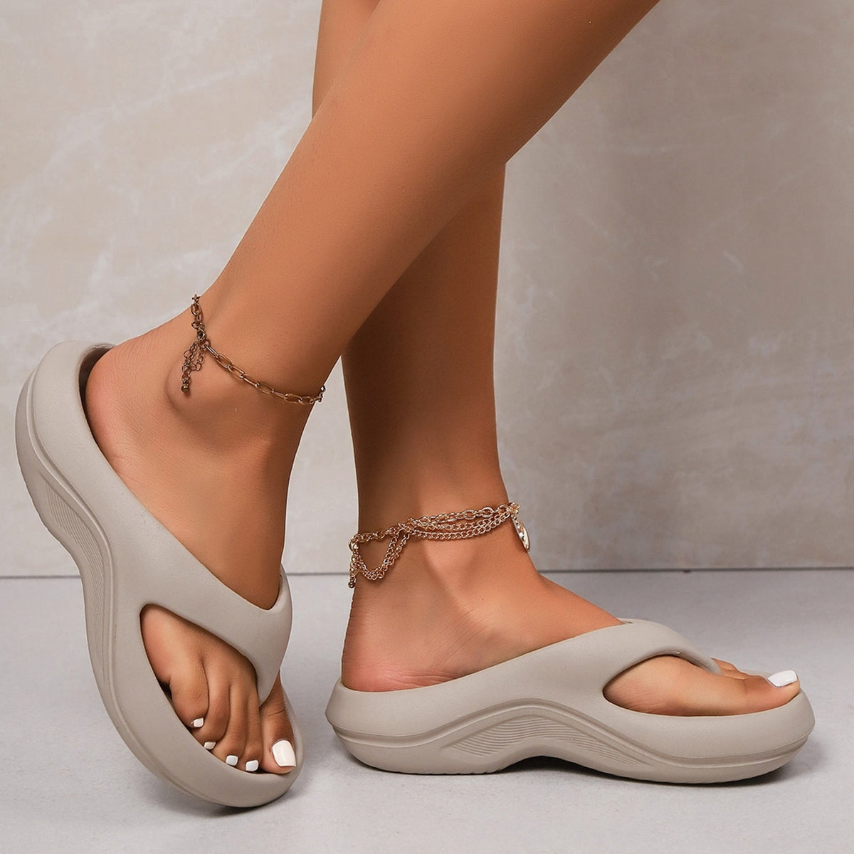 Recovery Flip Flops with Arch Support