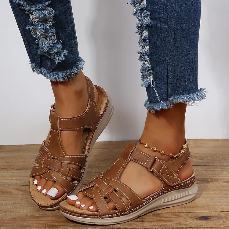 Orthopedic Leather Sandals in Vintage Style