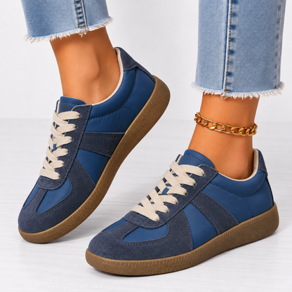 Women's Retro Sneakers – Casual Lace-Up Shoes with Suede Design & Gum Sole