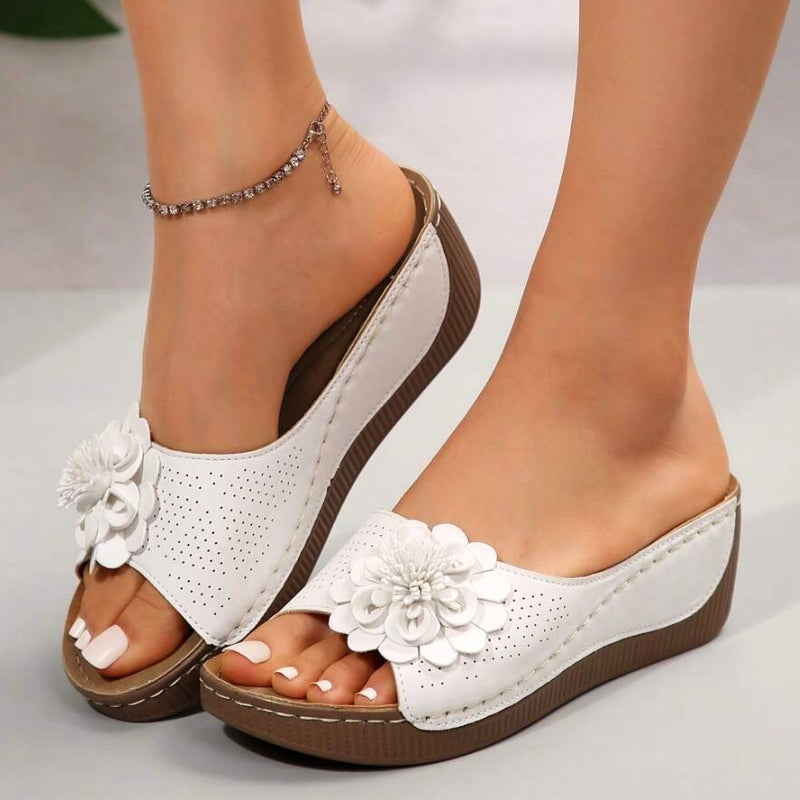 Orthopedic Sandals for Flat Feet