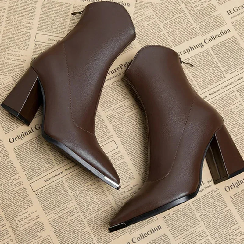 │ High Heel Chelsea Boots
