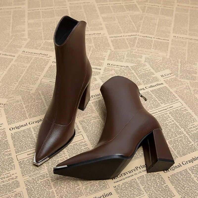 │ High Heel Chelsea Boots