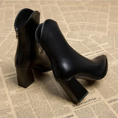│ High Heel Chelsea Boots