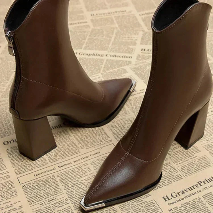 │ High Heel Chelsea Boots