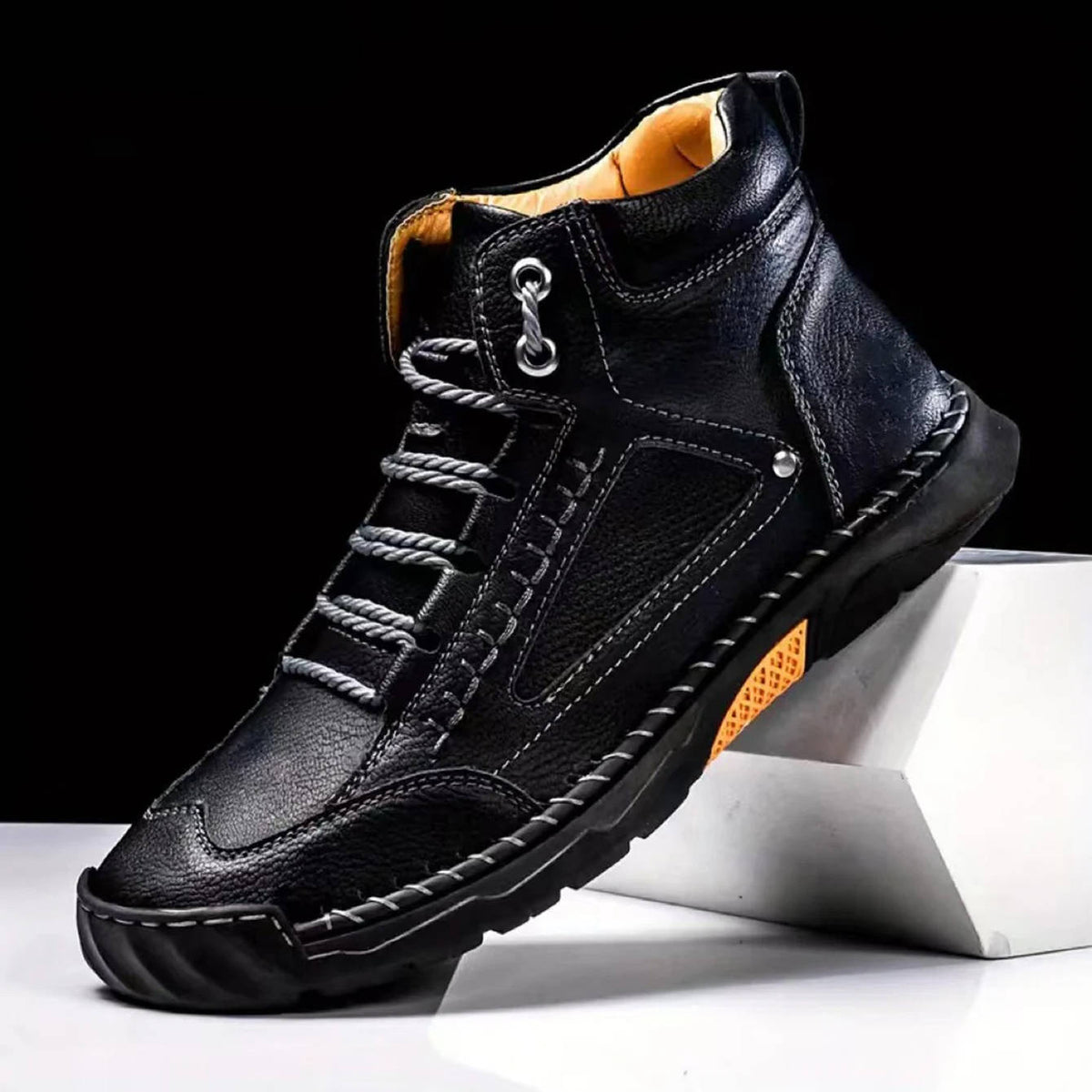 Men's Leather Hiking Boots